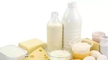 4月18日每天3分钟尽览天下事（郑州一批地铁站名公示，向您征建议/郑阜高铁年底通车，郑州2小时可达合肥）