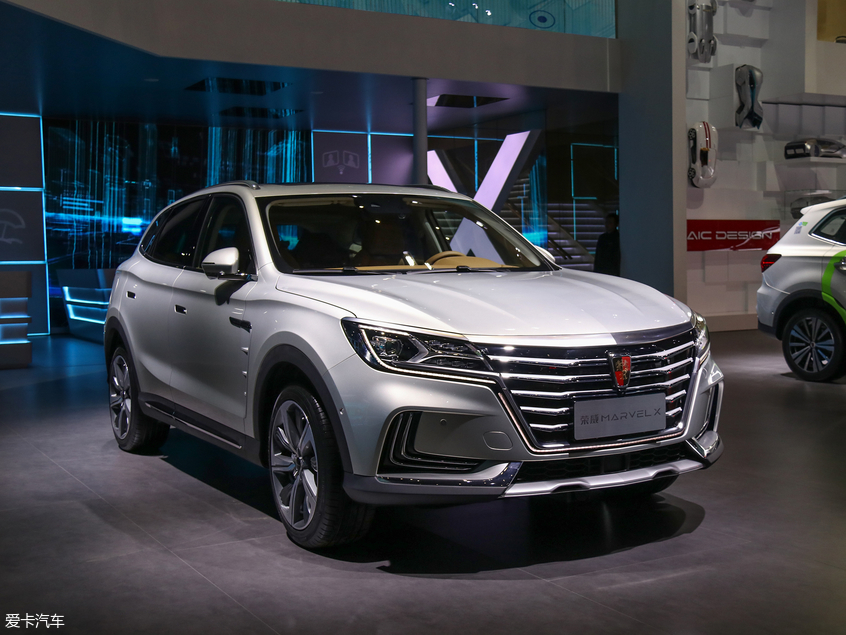 续航最好的太阳能电动车,推荐几款充电快续航长的电动车