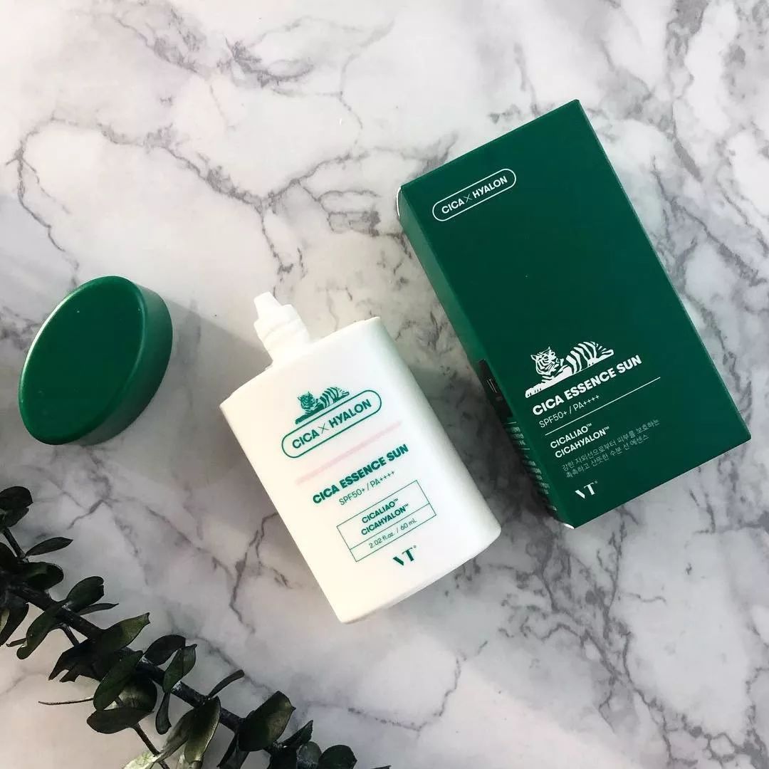 手动捂脸.JPEG：这是直男推荐的女生产品种草文