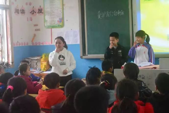 关于女童保护的一份资料,女童保护讲座全集