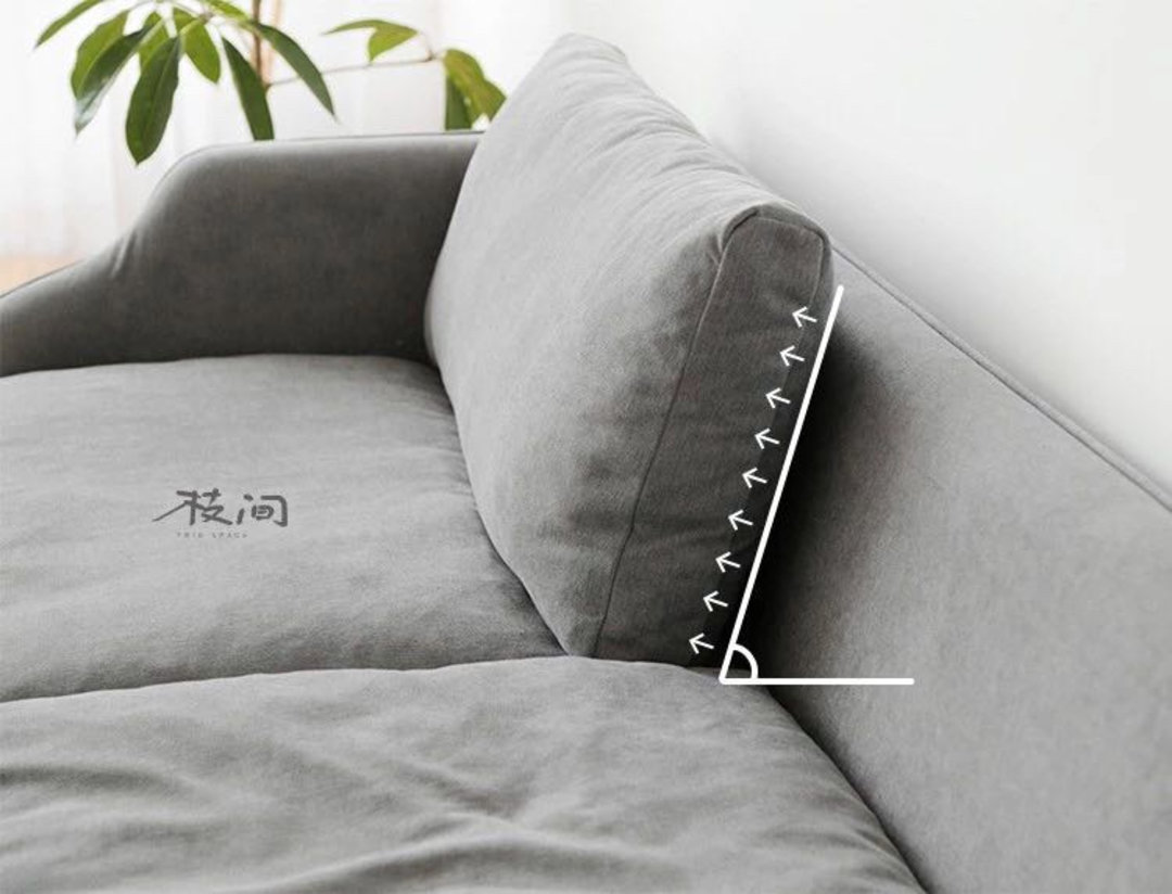 耐克艺术家联名款,耐克推出腰包雨衣