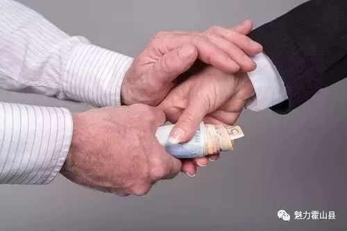 体力赚钱和脑力挣钱的区别,赚钱和挣钱俩字有什么区别