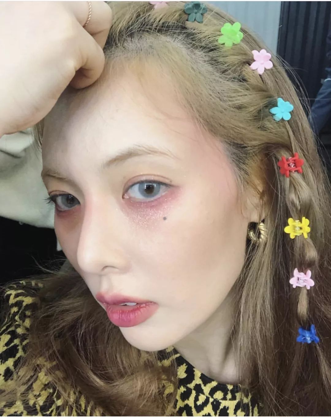 一款又甜又酷的美甲推荐给你们,夏日必备美甲ins风童趣