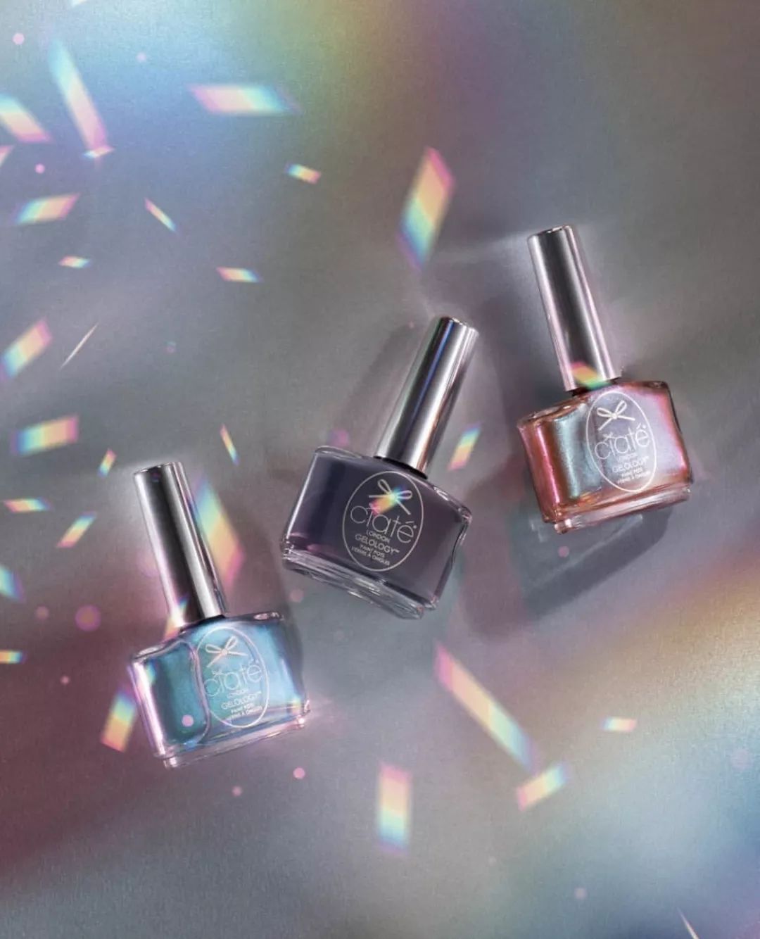 一款又甜又酷的美甲推荐给你们,夏日必备美甲ins风童趣