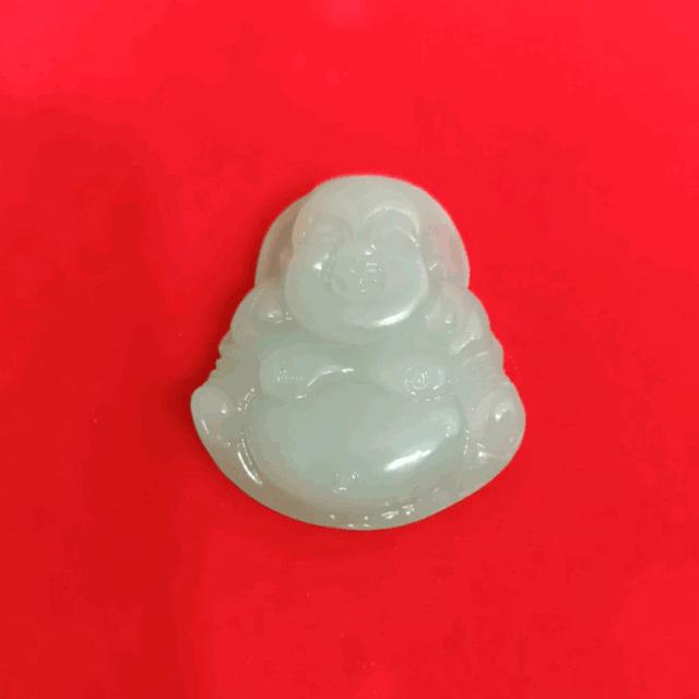 【双节钜惠】昌吉500个和田玉挂件免费送！和田玉低至三折起，进店即有好礼相赠！