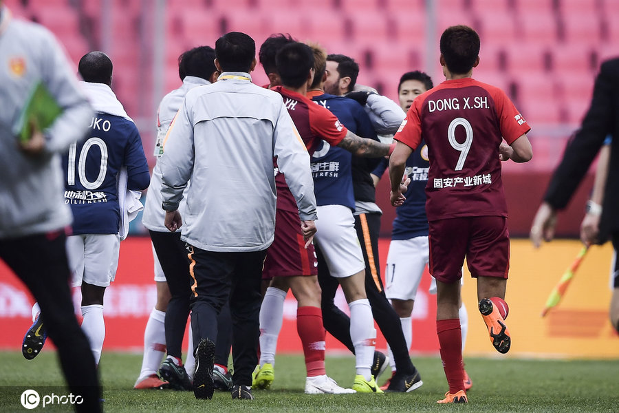 中超冲突视频全集,盘点中超十大爆发冲突