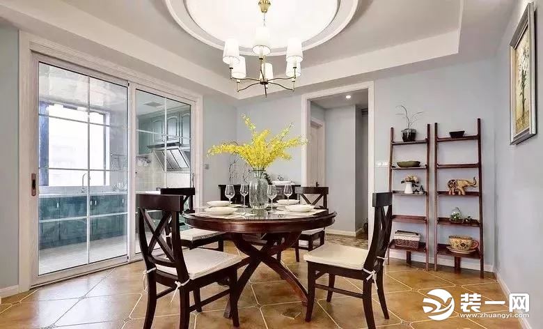 带衣帽间美式风格衣柜装修效果图,衣柜和衣帽间的装修效果图