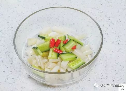 开胃菜泡椒藕片,开胃爽口酸辣藕片