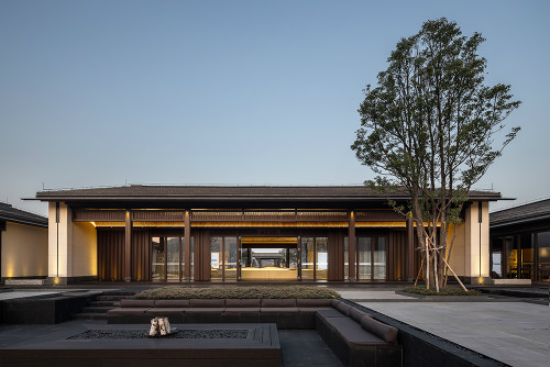 伶居设计｜保利云上西棠，一处村落售楼处设计