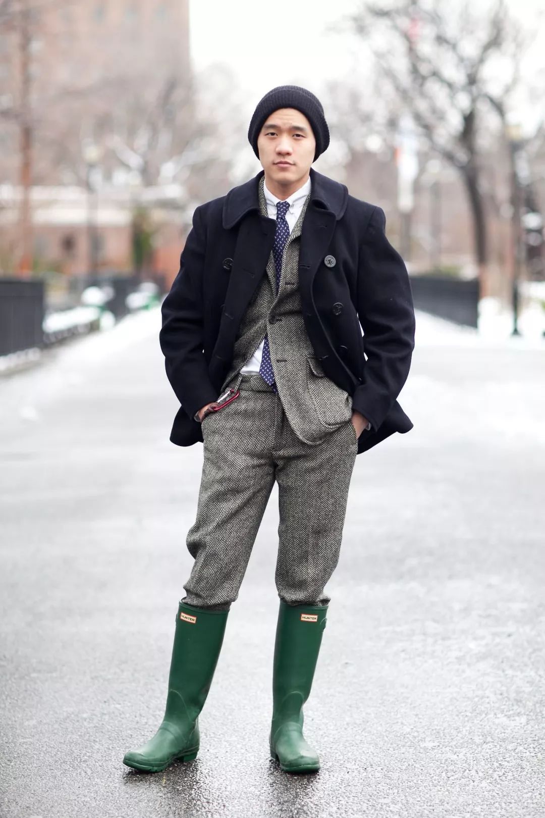 *裤内**都晒不干的梅雨季，江浙沪男人如何保持体面？丨基本款