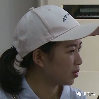 陌生男子让她去开房，女子照做。谁料民警从天而降，剧情反转！