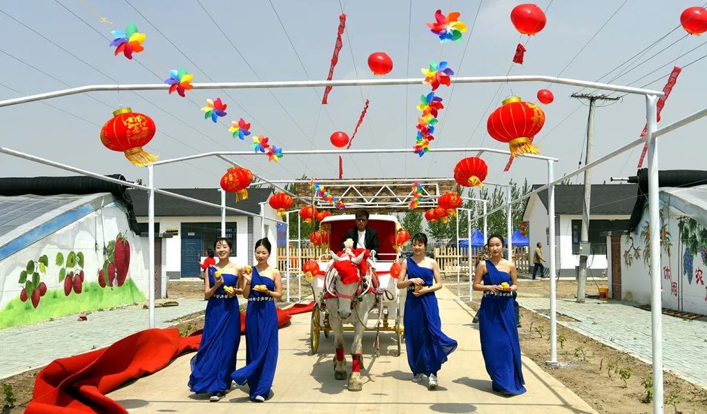 美景美食不虚此行,美景美食美不胜收