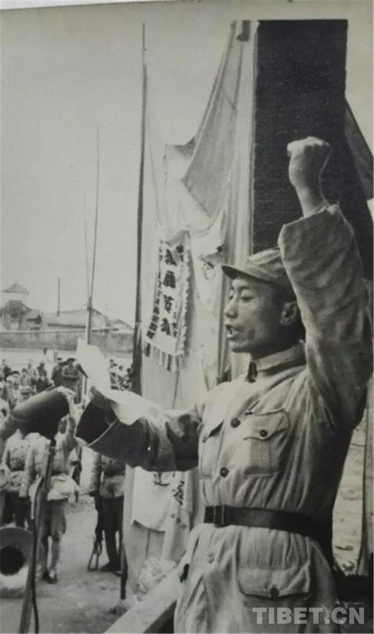 38军22团的老照片,老照片回忆148师炮兵团战友合影