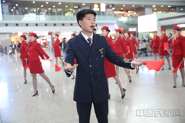 00后准空姐,最火空姐快闪