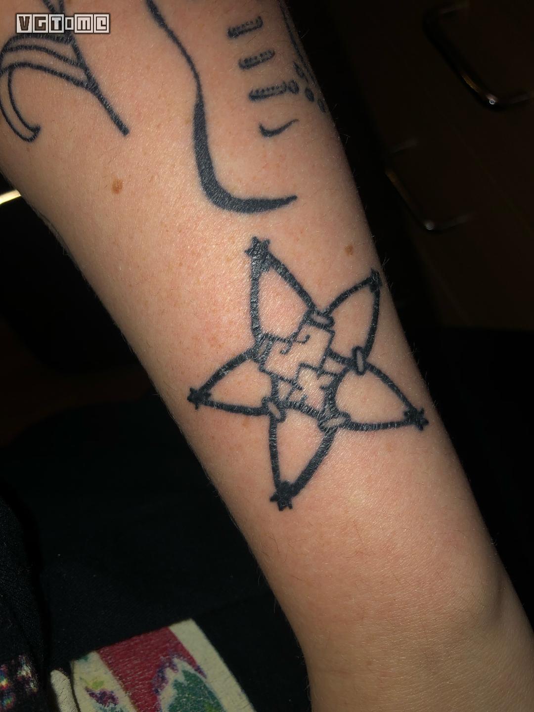 为什么他们决定把游戏符号纹在身上？