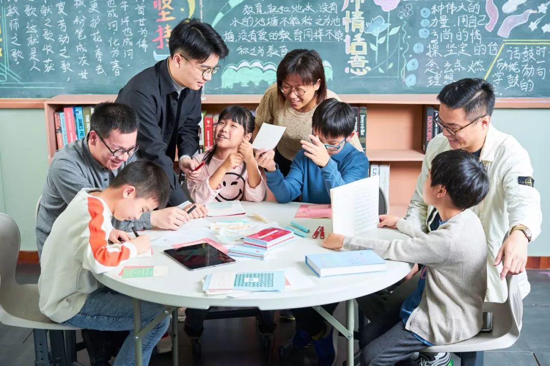 好看儿童小巧轻便钢笔大测评,学生便宜又好看的钢笔