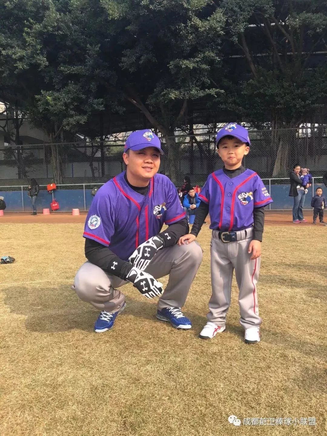 成都市公安局特警支队,成都特警深夜检查