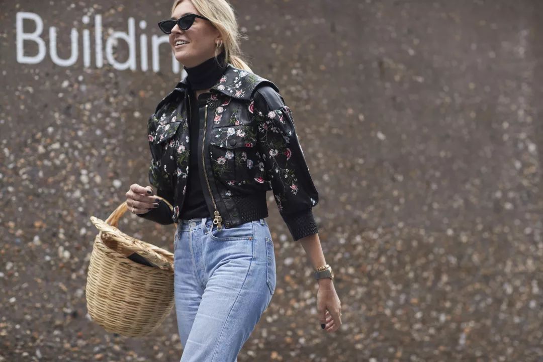 喜提限量版lv包包,喜提斜挎包