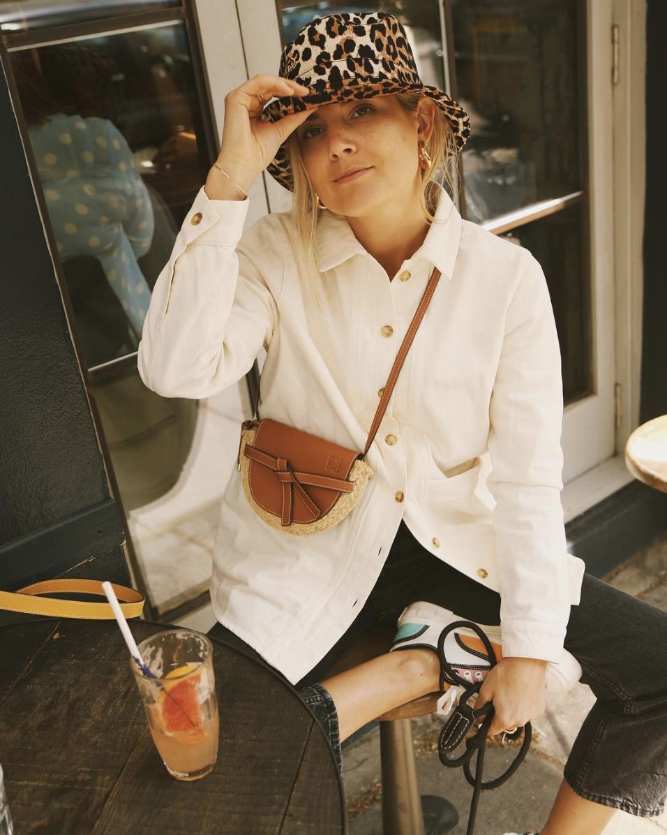 喜提限量版lv包包,喜提斜挎包