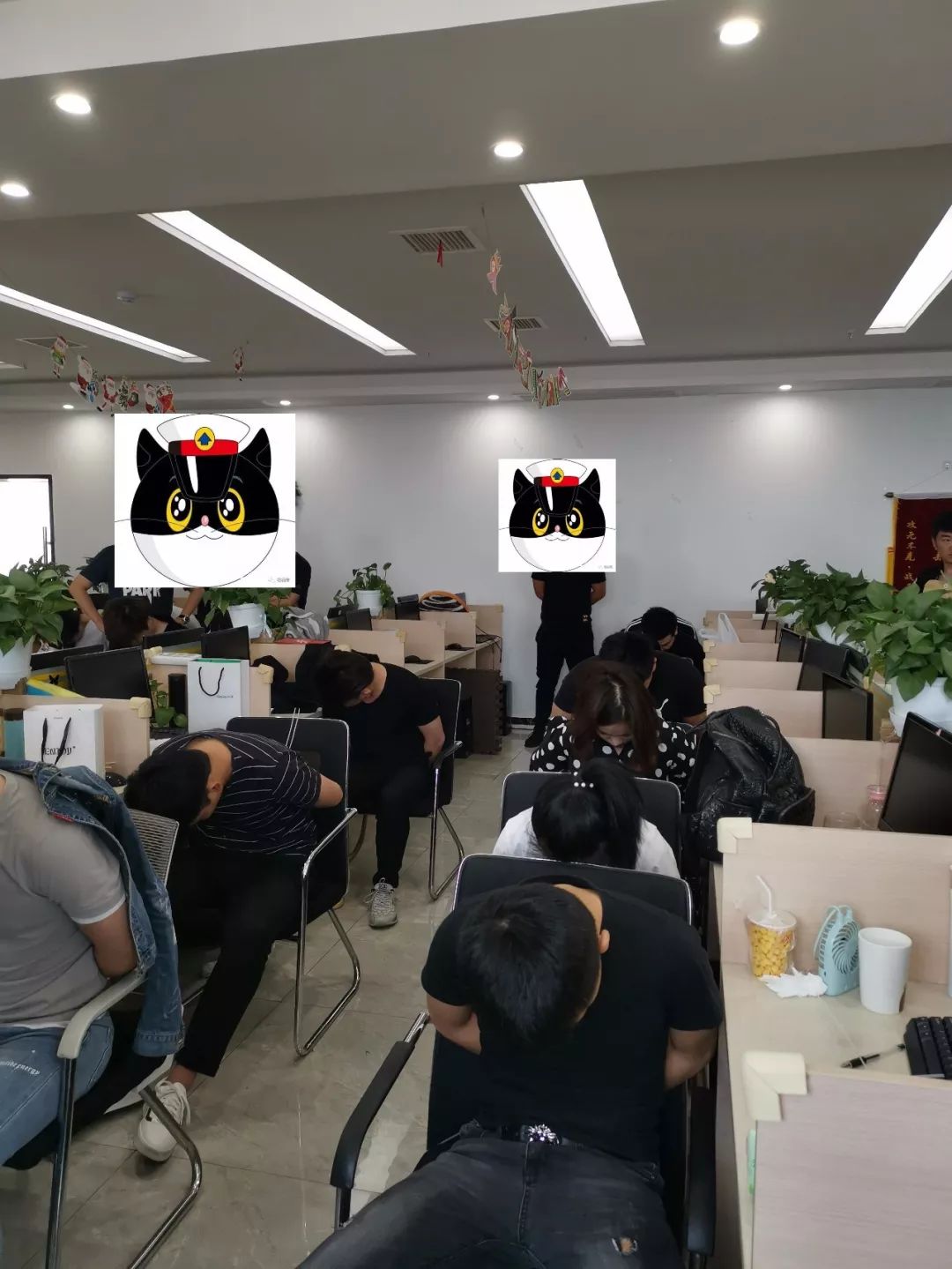 警方捣毁网恋交友5人诈骗团伙,网恋诈骗团伙抓获