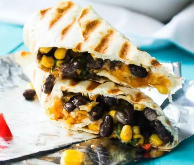 这个世界上最会吃的人,世界上吃卷饼最快的人