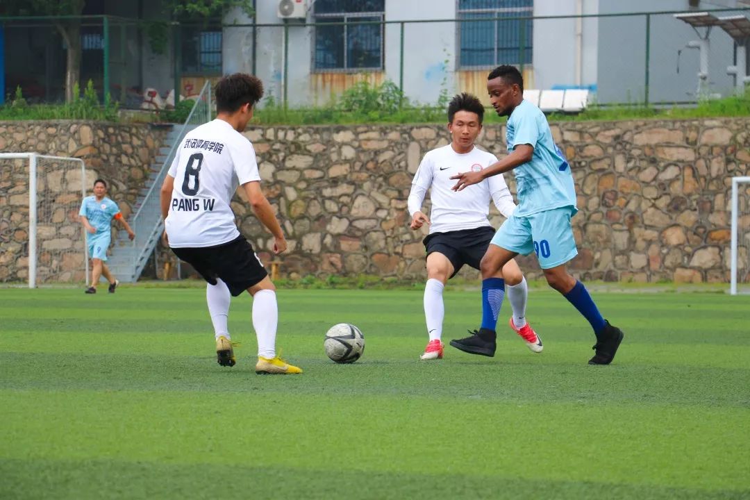 第六届国际教育文化周序篇——中外学子足球友谊赛