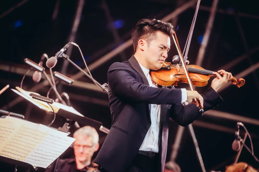 艾森巴赫献中国户外首秀，2019辰山草地广播音乐节收官，但精彩仍在继续！