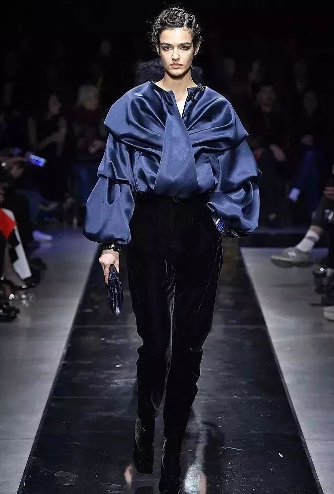 法式复古泡泡袖推荐,法式轻奢高级感泡泡袖