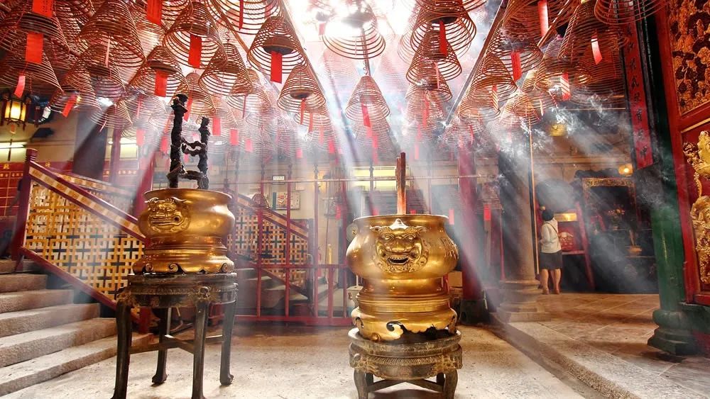 邮轮旅行更多的是以船上体验为主,国际邮轮旅行者绝佳海岸之旅