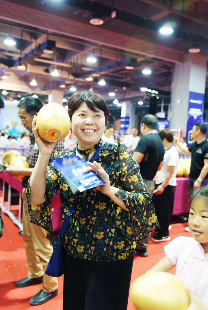 今天，10多万人砸钱给海宁这家上市公司！厂区首次揭秘，竟有轨道线！