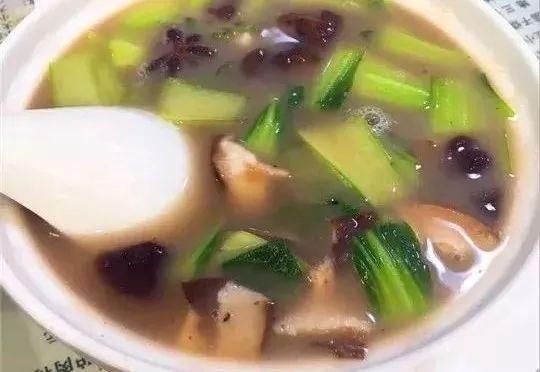 大连赶海抓海鲜的最佳地点黑石礁,大连市区蚬子赶海地点推荐