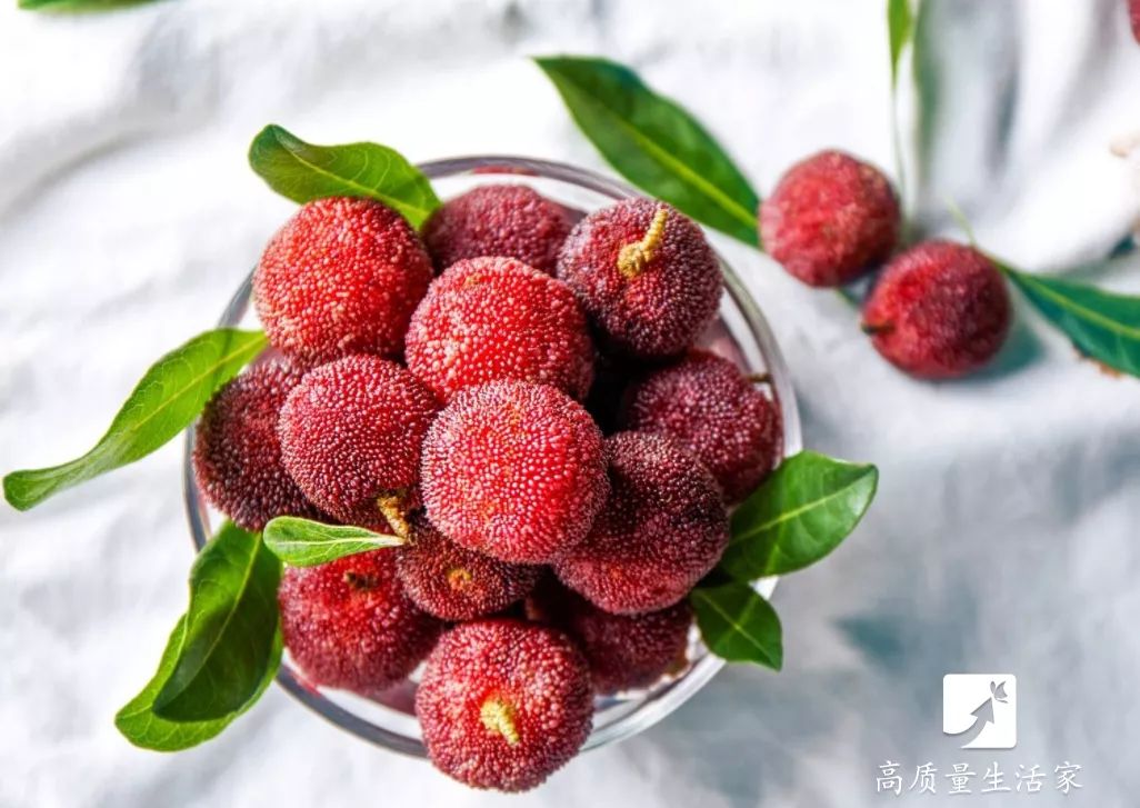 杨梅用盐洗不泡能洗干净嘛,杨梅能用盐清洗干净吗