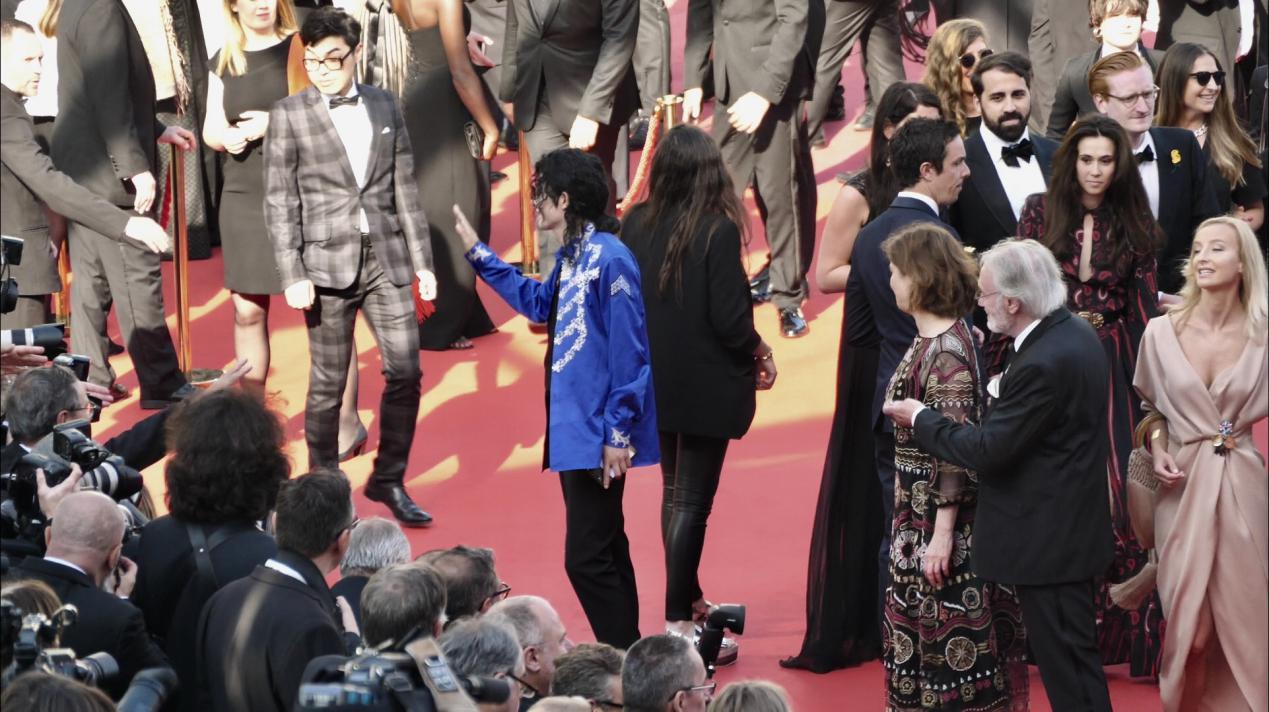 迈克尔杰克逊走戛纳电影节红毯,迈克杰克逊法国电影节