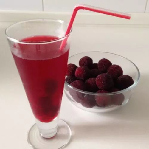 为什么每颗杨梅都有小虫子能吃吗,所有的杨梅泡出来都有虫子吗