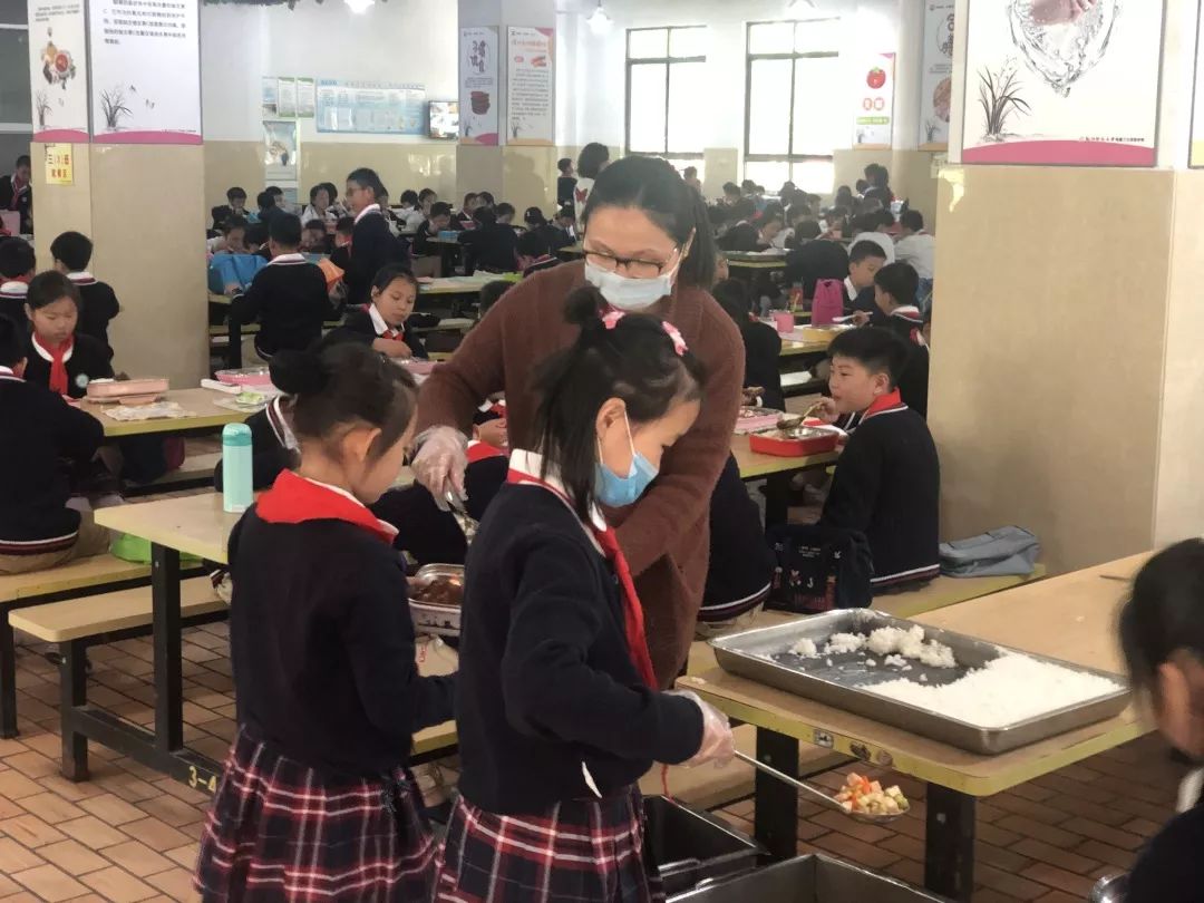 【丁兰厚度】遇见丁兰幸福有“+”——丁兰实验学校五年发展规划中期盘点