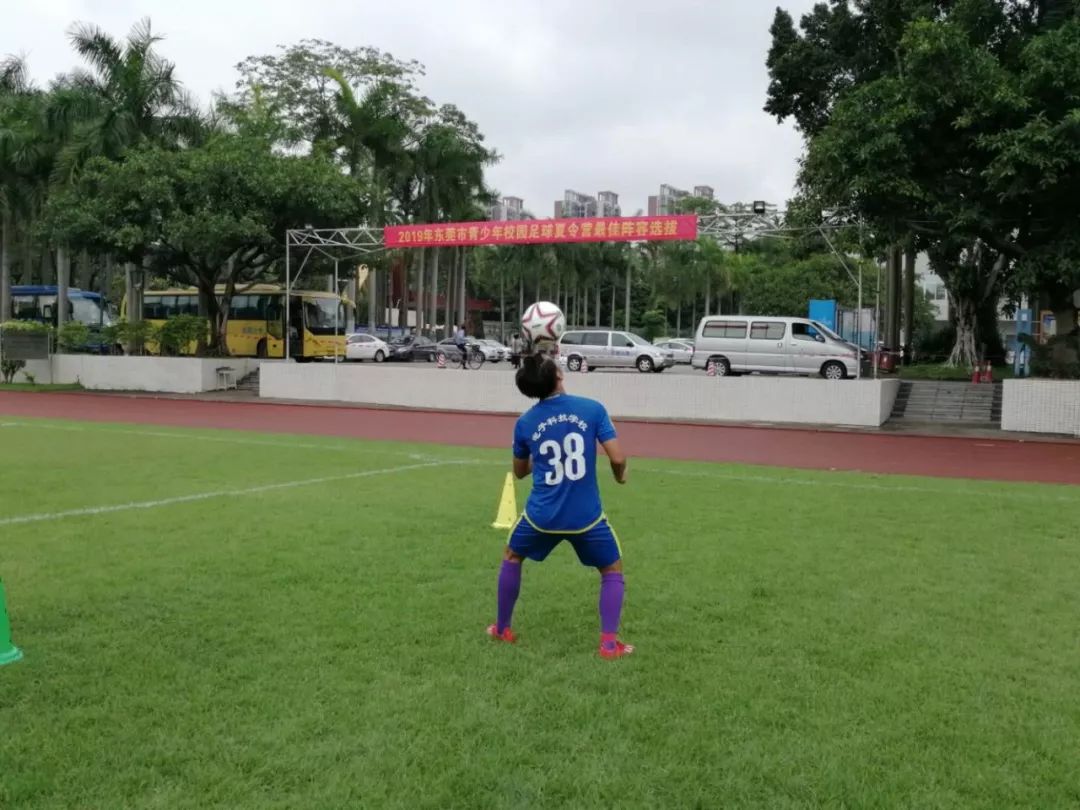 东莞军训夏令营50名孩子,东莞中学生夏令营