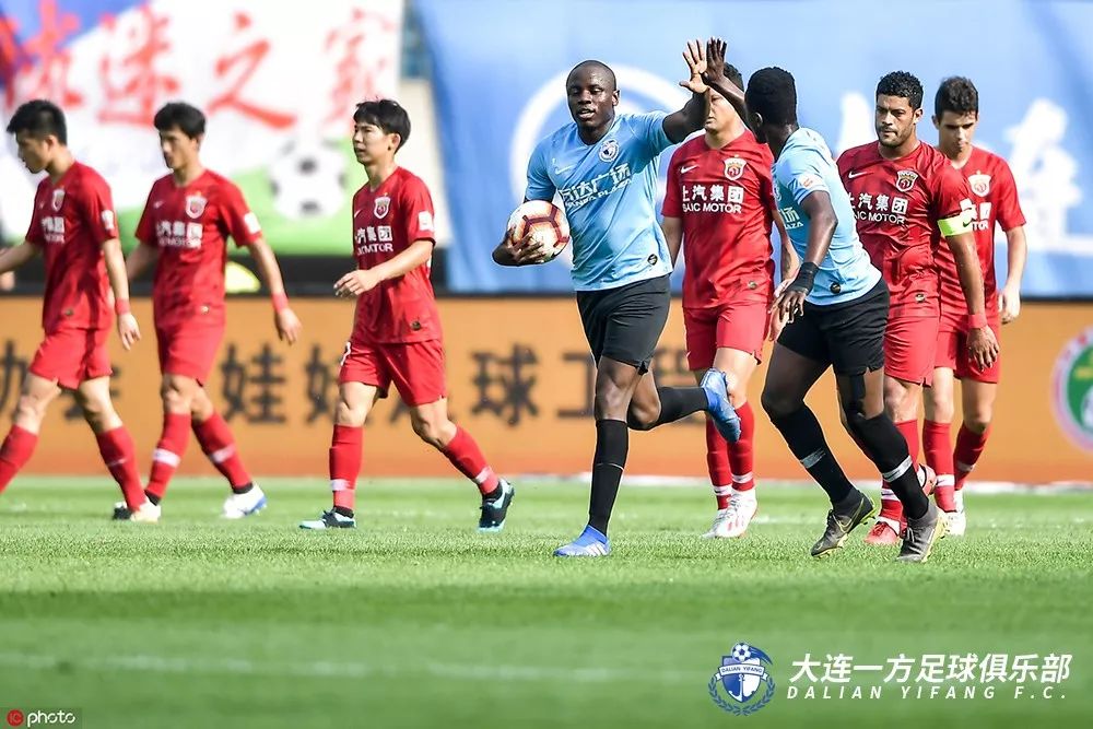 上海上港8比0大连一方集锦,穆谢奎绝杀上港