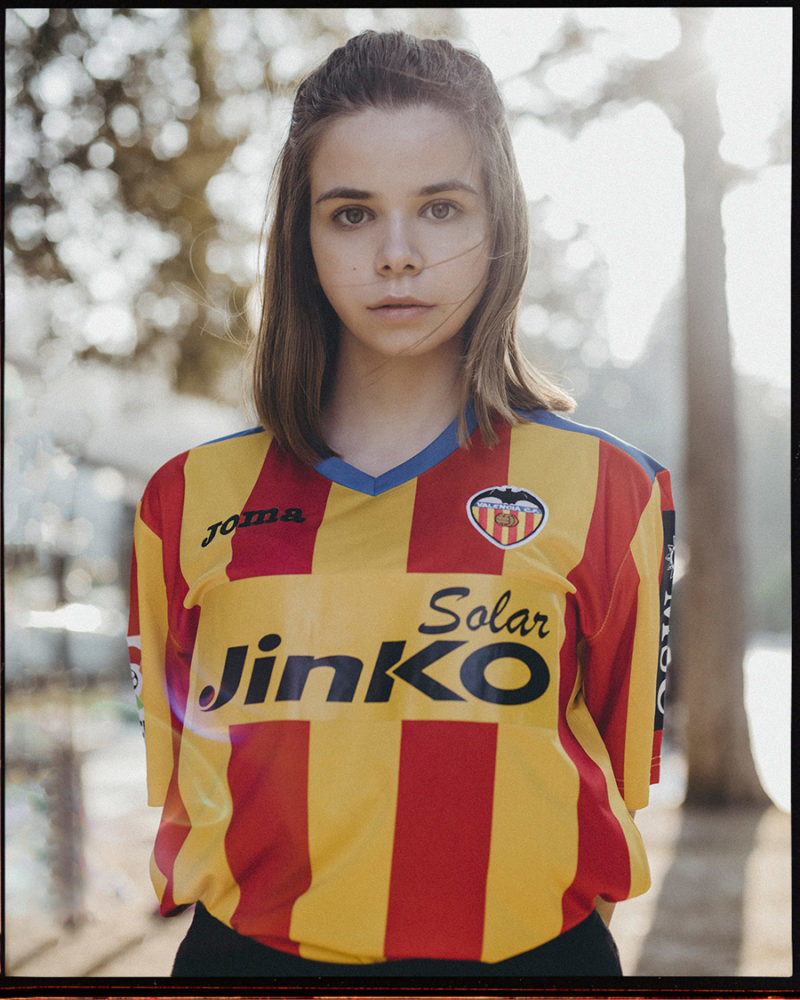 最经典好看的足球队服,美少女足球队服