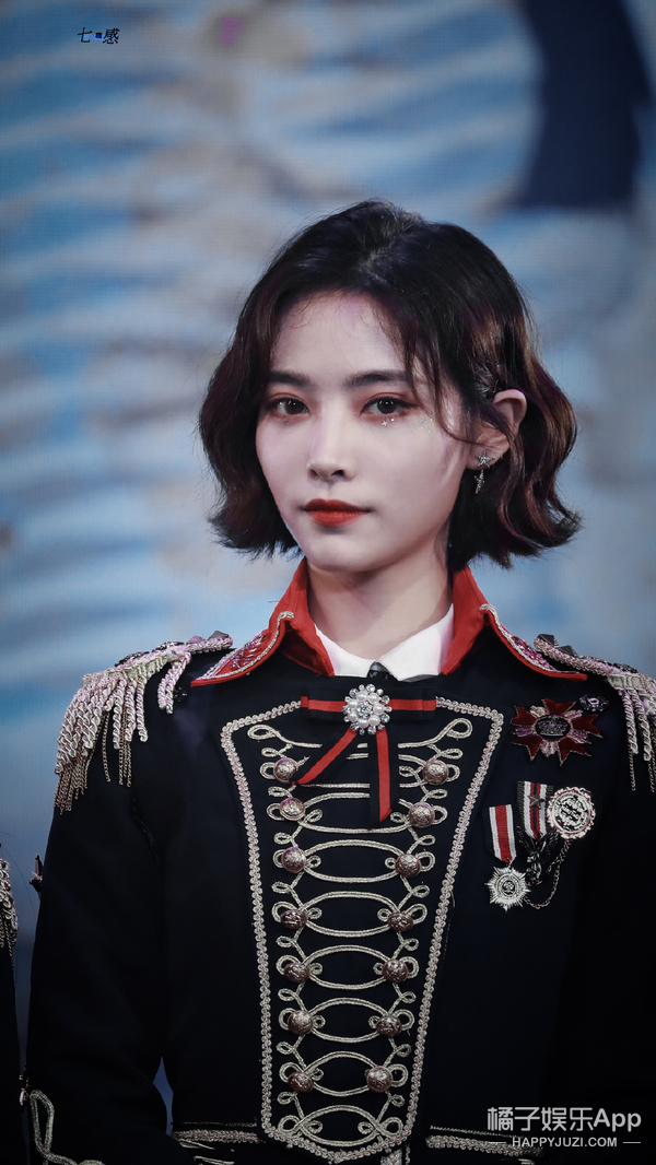 迪丽热巴欧阳娜娜双子座,欧阳娜娜和迪丽热巴互动