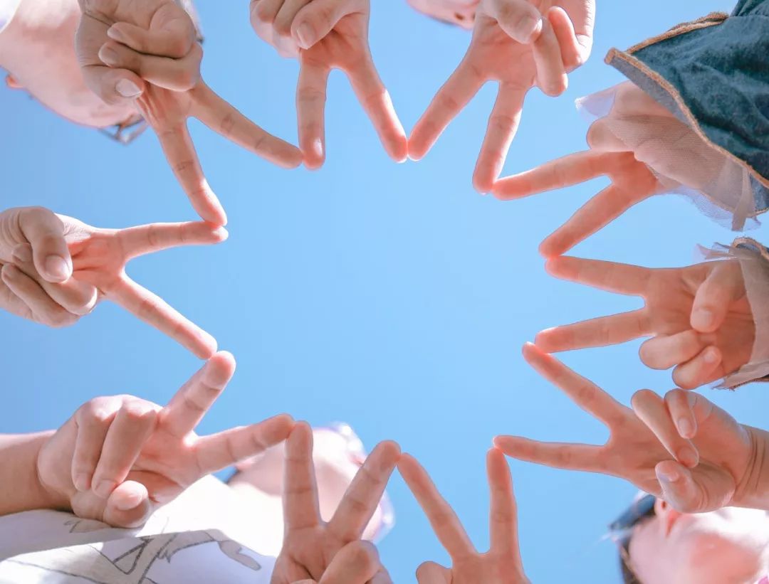 怎么拍出来的毕业照才好看,毕业了拍毕业照怎样好看