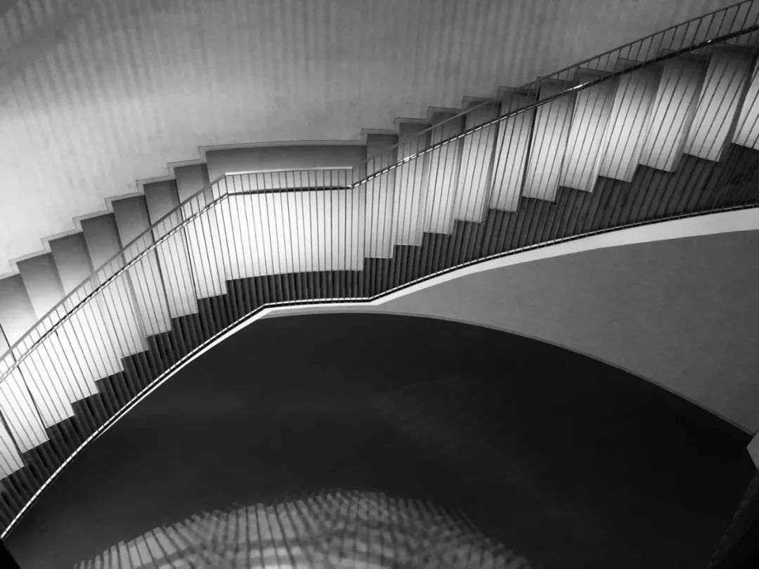 上海必去的打卡墙,上海旋转楼梯攻略