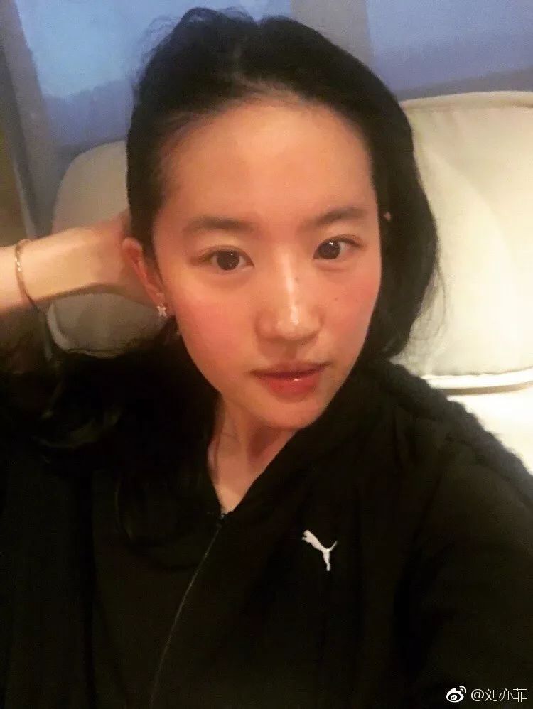 刘亦菲购买日本药妆产品,刘亦菲品牌化妆品