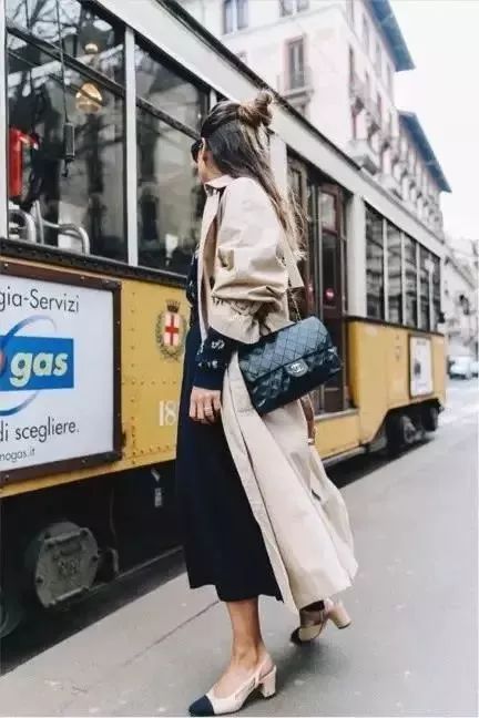 半个娱乐圈的女星都靠ta轰炸红毯！软底舒适、巨显腿长，回头率200%