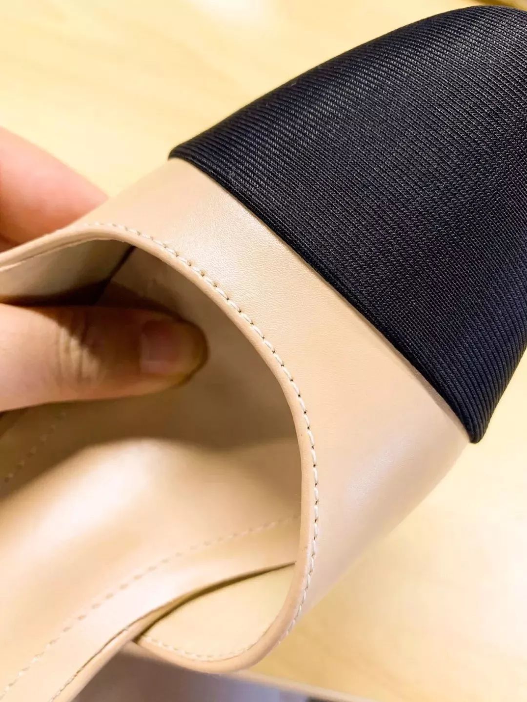 半个娱乐圈的女星都靠ta轰炸红毯！软底舒适、巨显腿长，回头率200%