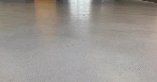 半个娱乐圈的女星都靠ta轰炸红毯！软底舒适、巨显腿长，回头率200%