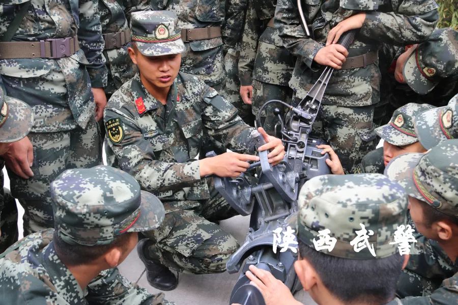 水上精兵训练方法视频,水上尖兵完整版