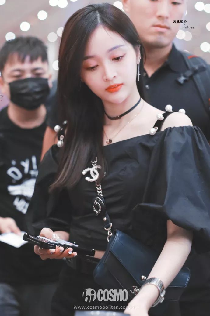 超越妹妹的视频,超越妹妹出道以前照片