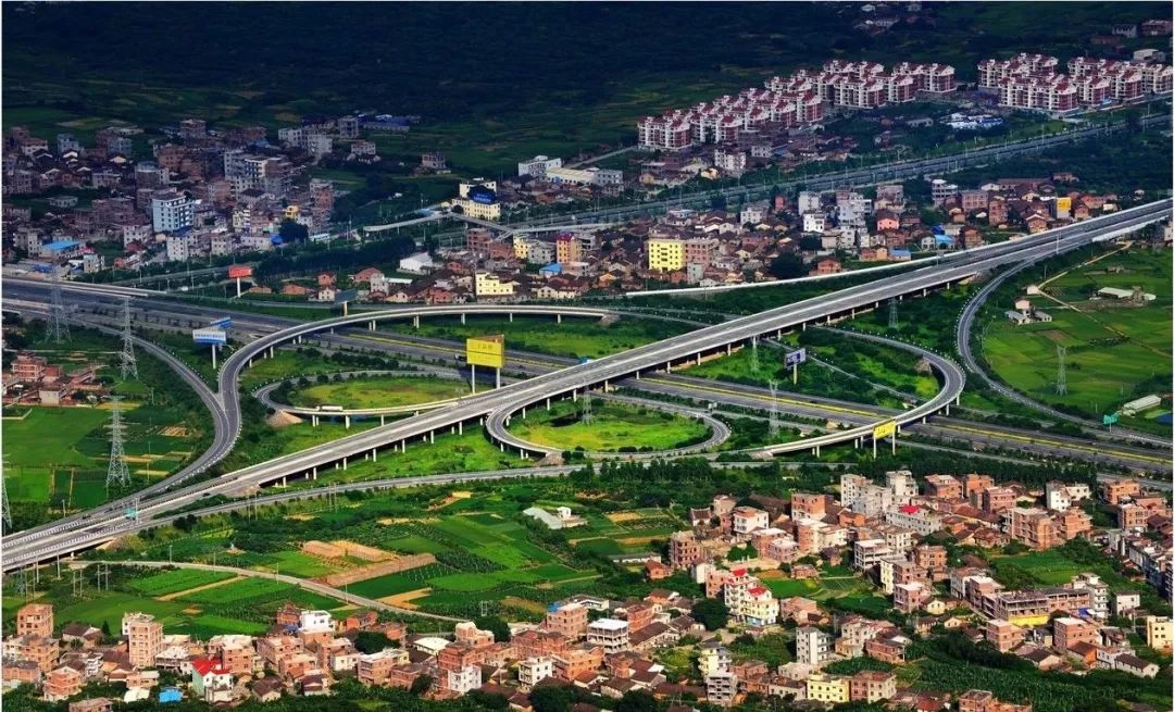 不只做红木、开金店！莆田人还会“滚雪球”?