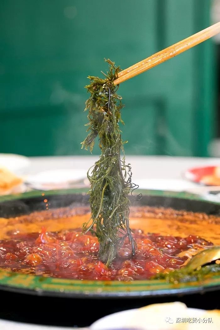 竹架子火锅，有5层高，一筐一筐吃