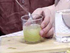 咖啡酱油都不碰，43岁“作”出钻石人生路